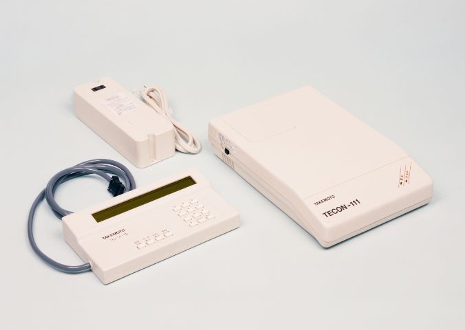 通信機器TECON完成